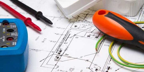 Addetto installazione impianti elettrici civili